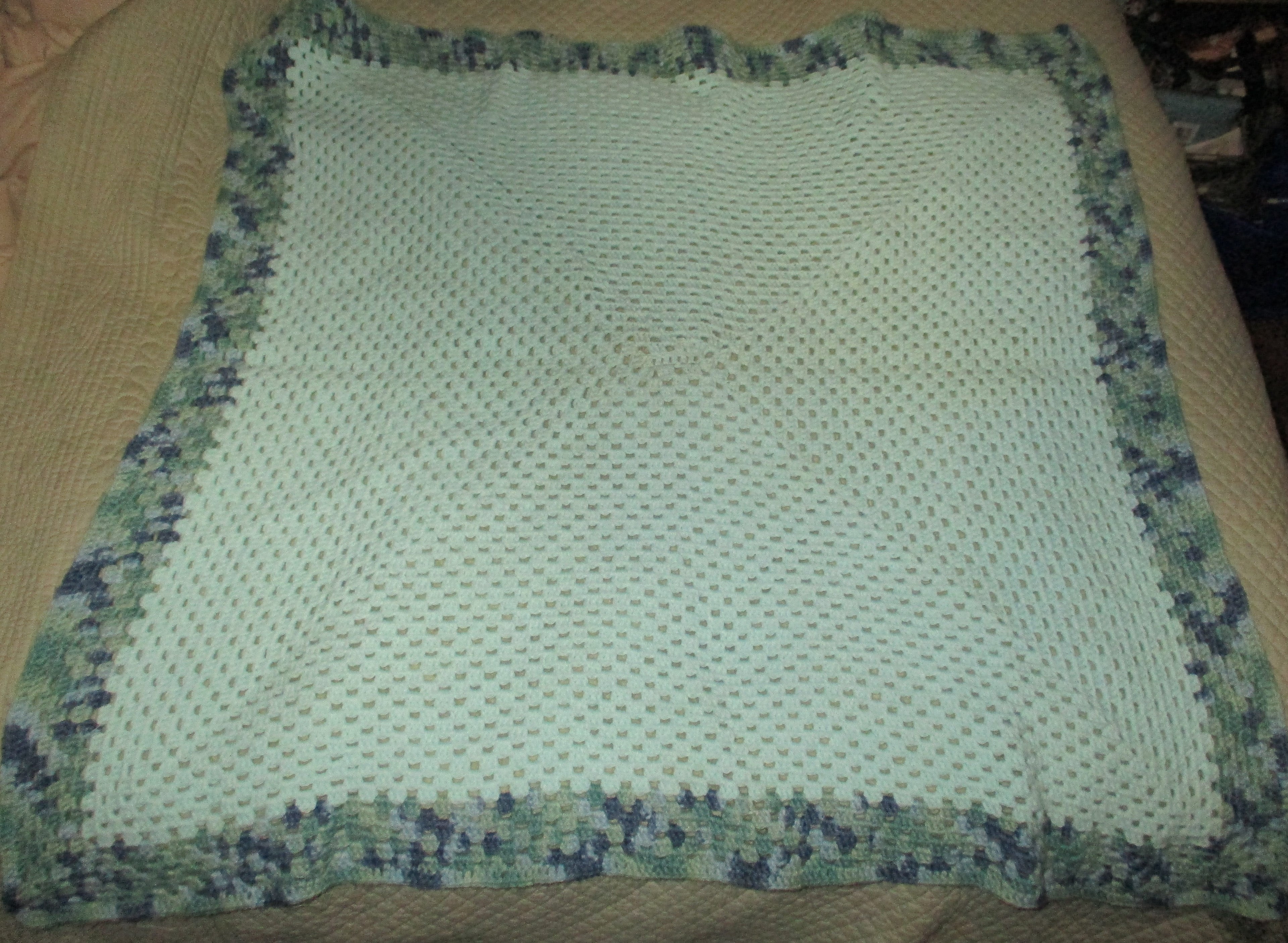 Hand Crocheted One-of-a-kind Blanket Afghan Baby Lap 35x35 Green