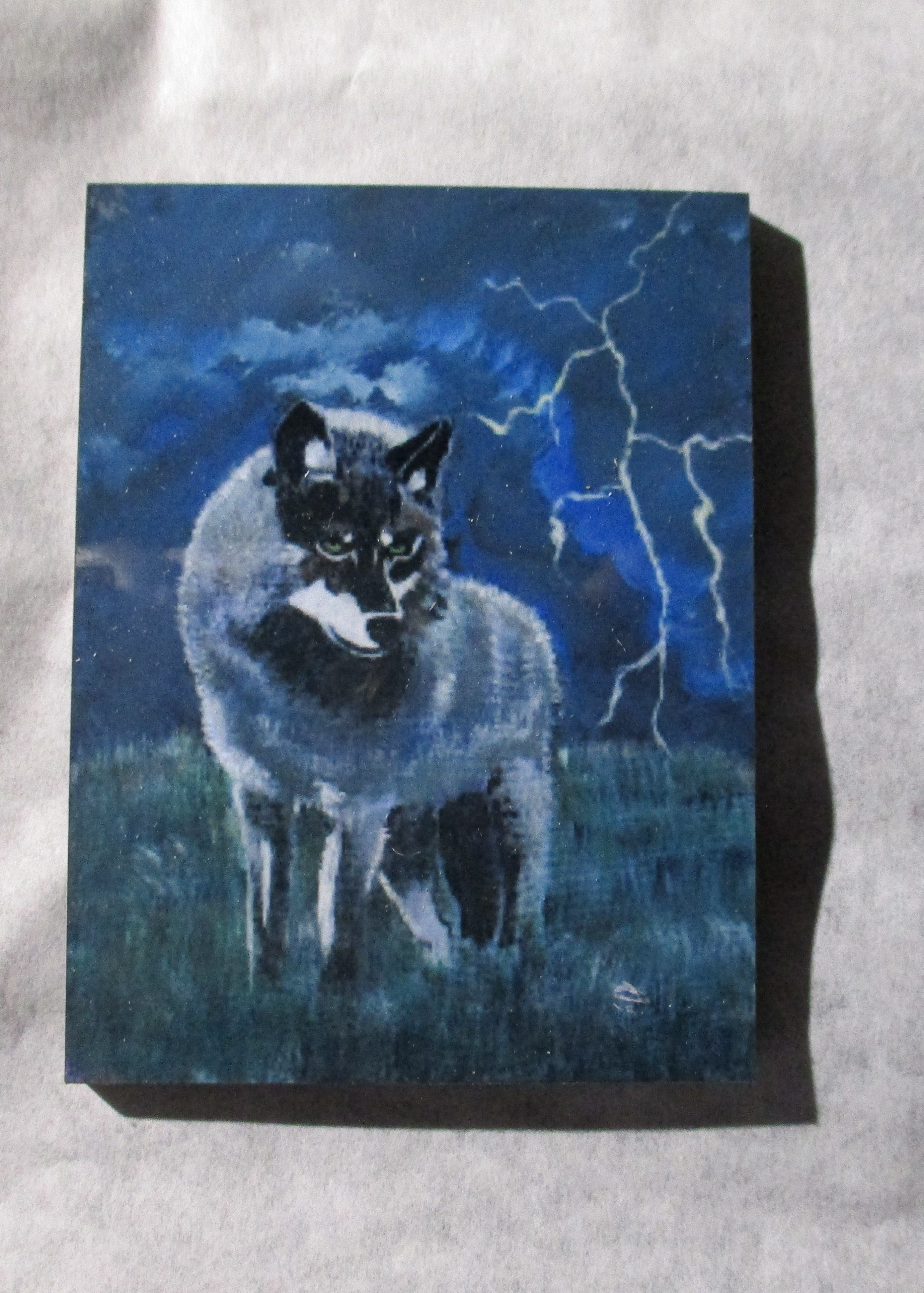 mini art magnet lightning storm wolf