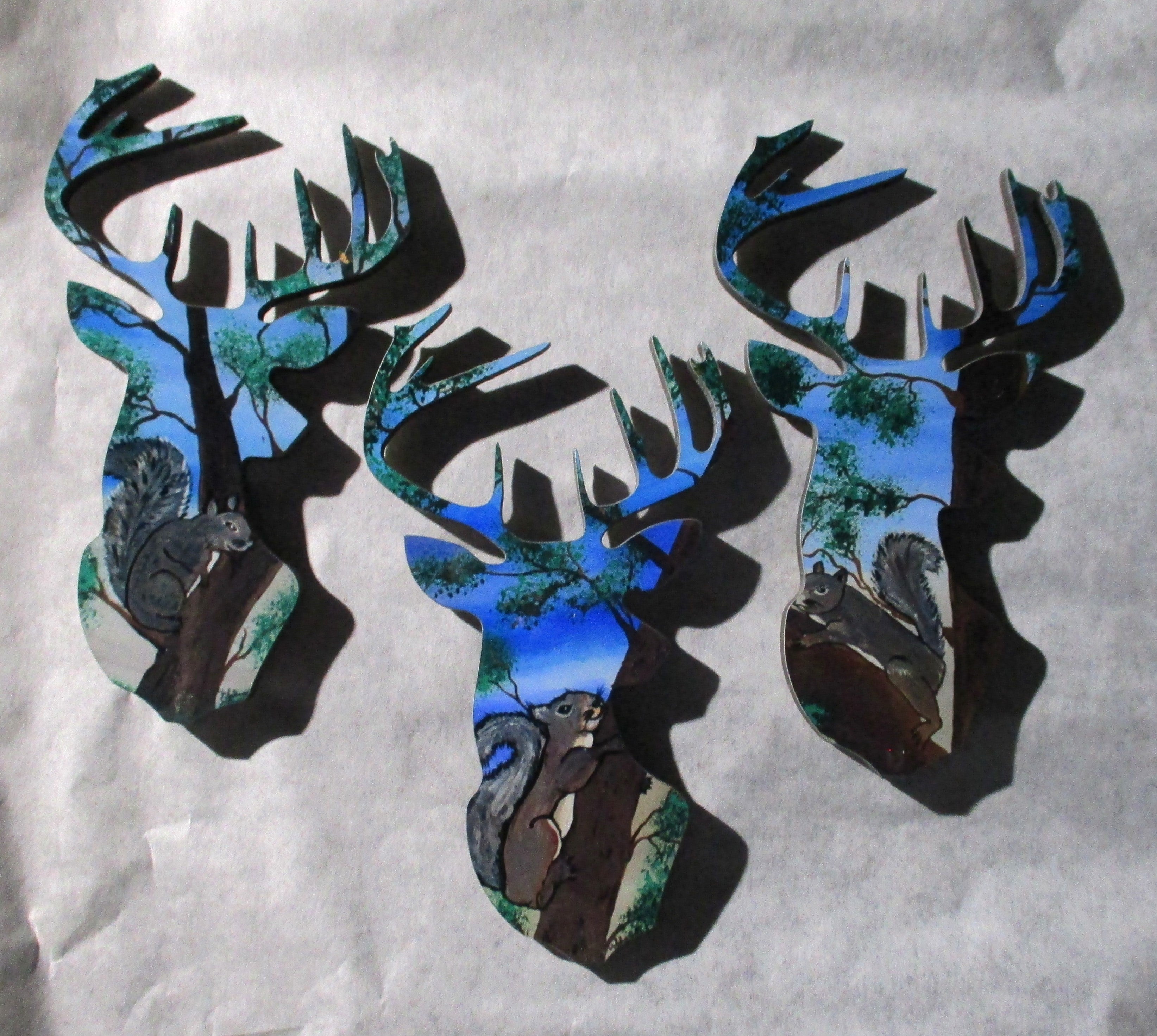 mini art magnet Deer Head Shaped 3 different squirrel in tree